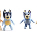 Set 4 jucarii Plus cu Familia lui Bluey si Bingo, 28 cm